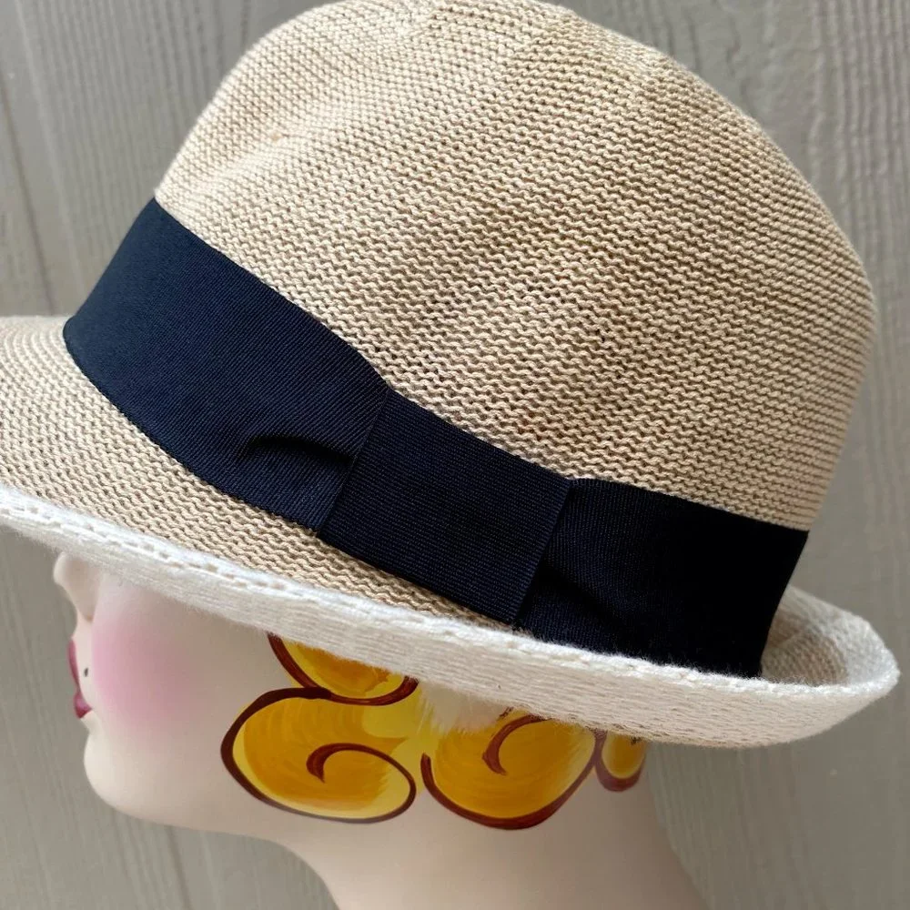 SOLD Vintage 90s Woven Trilby Fedora Hat - Picture 3 of 13